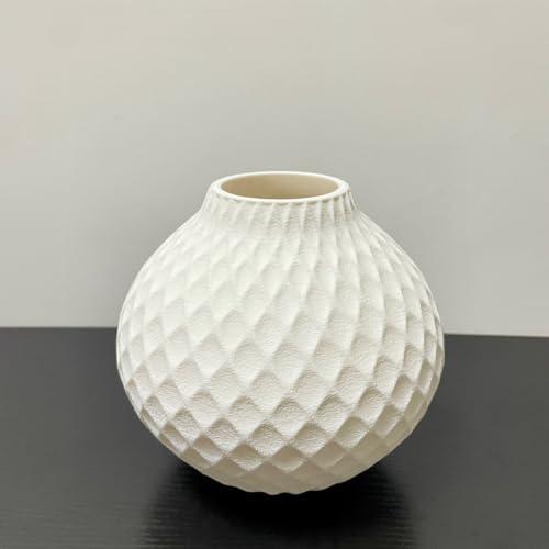 White Minimalist Small Vase, Flower Holders for Pampas Grass Decor, Coffee Table & Shelf Decor, Aesthetic Vases for Flower Bouquet, Trendy Home Decor, Entryway & Modern Floreros (Diamond Vase) - color: Diamond Vase
