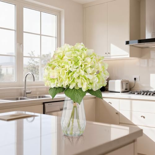 5-Piece Artificial Hydrangea Arrangement in Glass Vase - Fade-Resistant Silk Flowers with Faux Water for Table Centerpieces - color: Multi-hydrangea Stem in Vase, size: Green