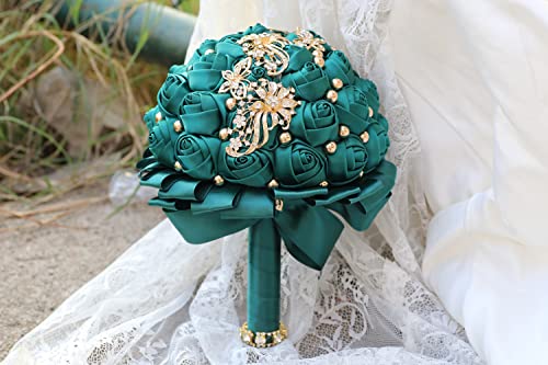 WIFELAI-A Golden Rhinestone Brooch Wedding Flowers Bridal Bouquets Crystal Bride Holding Bouquet White Ivory Satin Roses with Diamond - color: Emerald Green