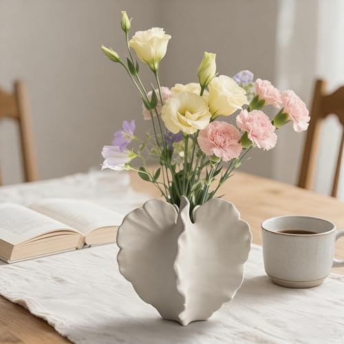Small White Ceramic Vase,7 Inch Coral Shaped Coastal Vase for Home Decor,Modern Boho Farmhouse Table Centerpiece for Living Room Entryway, Decorative Flower Vase for Pampas Grass & Dried Flowers - color: Coral Vase