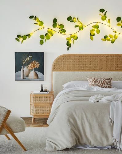 JMEXSUSS Artificial Eucalyptus Garland with Lights, 6FT Lighted Spring Garland Battery Operated with Timer for Mantel Fireplace Wedding Spring Valentine Decoration - color: Eucalyptus