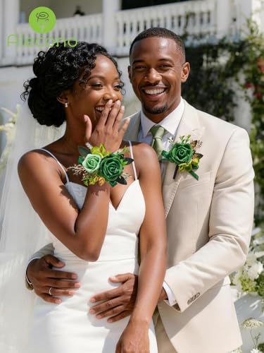 Alecono Green Corsage and Boutonniere Set, Corsages for Bride Bridesmaid Groom Bridegroom, Artificial Flowers for Prom Graduation Ceremony Anniversary - color: Green, size: Corsage and Boutonniere Set