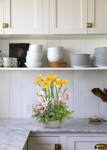 Flower Centerpieces 11.8" Artificial Plants & Flowers in Pot Mixed Artificial Daffodils with Pink Flowers Green Plant, Realistic Farmhouse Flowers Arrangements for Table Office Desk Kitchen Home Decor - color: Yellow
