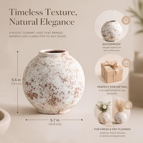 Ceramic Flower Vase, Small Round Decorative Vase 5.5 Inches, Handmade Textured Vase for Flowers, Farmhouse Home Decor, Table Centerpiece, Living Room Shelf Decor - color: Brown
