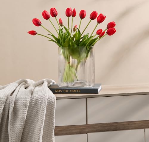 15 Pcs Hot Red Tulips Artificial Flowers Faux Tulips Real Touch Latex Fake Flower Bouquet for Spring Wedding Home Décor Centerpiece Arrangements - color: Hot Red