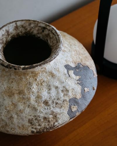 Large Rusty Ceramic Vase, Pottery Farmhouse Flower Vase for Centerpieces, Wabi Sabi Decorative Vase for Table, Living Room, Bedroom, Bathroom - color: Rust-short, size: Large