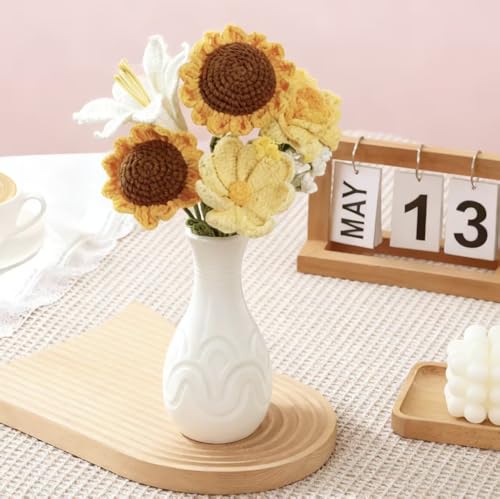 Crochet Flower Bouquet Handmade Artificial Flowers with Card - color: Sunflower