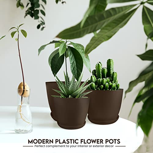 Utopia Home - Plant Pots Indoor with Drainage - 7/6.6/6/5.3/4.8 Inches Garden Flower Pots for Indoor Planter - 5 Pack Brown Plastic Planters - Ideal for Stocking Stuffers or Room, Office Home Decor - color: Brown, size: Pack of 5