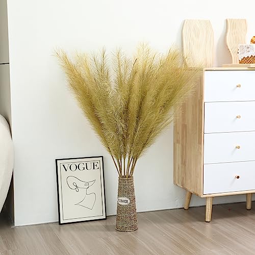Wertuirk Gold Pampas Grass Decor - 45-Inch Set of 8 | Faux Tall Pampas Grass Soft and Fluffy | Perfect for Wedding Centerpieces, Great Gatsby Party Decorations and Glam Room Decor - color: Gold