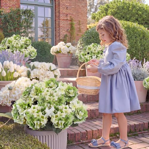 Janinka 2 Pcs Light Green Outdoor Artificial Hydrangea Stem Large Faux Hydrangea Bushes with 5 Heads Uv-Resistant Waterproof Outdoor Faux Floral for Porch Wedding Yard Garden Decorations - color: Light Green