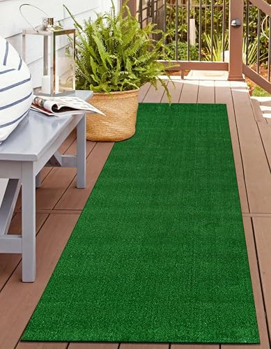 Rugshop Artificial Grass Indoor Outdoor Runner Rug, Lightweight Synthetic Turf with Rubber Backing, Easy to Clean Polypropylene Lawn Mat for Patio, Balcony, Deck, 2'7" x 8' Green - size: 2'7" x 8' (Rectangular)