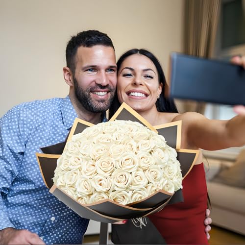 Waipfaru 50 Pcs Champagne Yellow Roses, Fake Roses Artificial Velet Flowers for Valentines Mothers Day Wedding Centerpieces Decor (Champagne) - color: Champagne, size: 50 Pcs