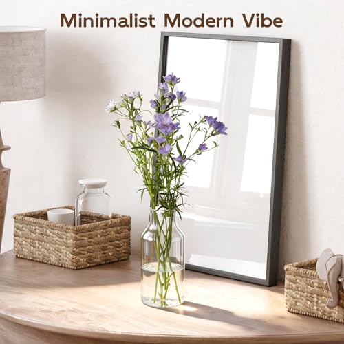 Clear Glass Vase, Small Glass Flower Vase, 7.6 inch Mini Vase for Home, Wedding, Living Room, Dining Table - size: 3.5"W x 7.6"H