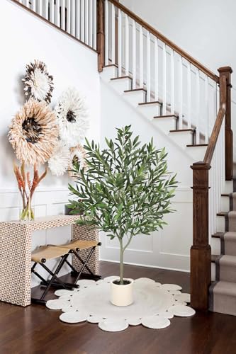 Hollyone Faux Olive Tree with Pot 4.2FT Small Fake Olive Tree Indoor 50.4inch with Natural Wood Trunk and Lifelike Fruits Potted Artificial Tree Plant Home Office Modern Housewarming Decoration Gift - color: Green - 4.2 Ft