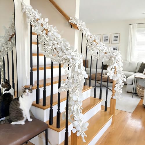 CQURE 3Pcs Eucalyptus Garland,Artificial Eucalyptus Leaves Table Greenery Garland Wreath Vines for Wedding Party Table Fireplace Bedroom Wall Room Decor - size: 17.7 Ft-White