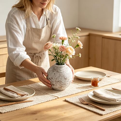 Ceramic Flower Vase, Small Round Decorative Vase 5.5 Inches, Handmade Textured Vase for Flowers, Farmhouse Home Decor, Table Centerpiece, Living Room Shelf Decor - color: Brown