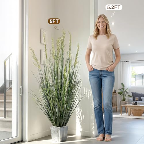 2 Pack Artificial Cattail Reed Grass Indoor Outdoor Realistic Floor Plants Fake Grass for Home Office Wedding Patio Front Decor Faux Plastic plantas Synthetic Pampas Grass Housewarming Gift - color: Green, size: 5FT