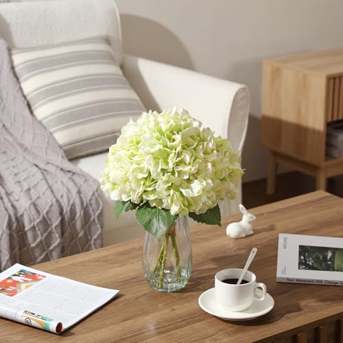 5-Piece Artificial Hydrangea Arrangement in Glass Vase - Fade-Resistant Silk Flowers with Faux Water for Table Centerpieces - color: Multi-hydrangea Stem in Vase, size: Green