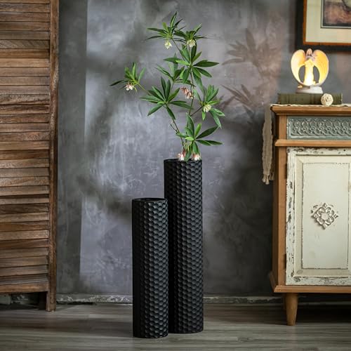 Sziqiqi Black Cylinder Tall Floor Vase: 27.6/21.7in Metal Extra Large Decorative Vase Set of 2 Living Room Modern Honeycomb Texture Big Standing Vase for Dining Bedroom Home Corner Indoor Office - color: Black