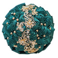 WIFELAI-A Golden Rhinestone Brooch Wedding Flowers Bridal Bouquets Crystal Bride Holding Bouquet White Ivory Satin Roses with Diamond - color: Emerald Green