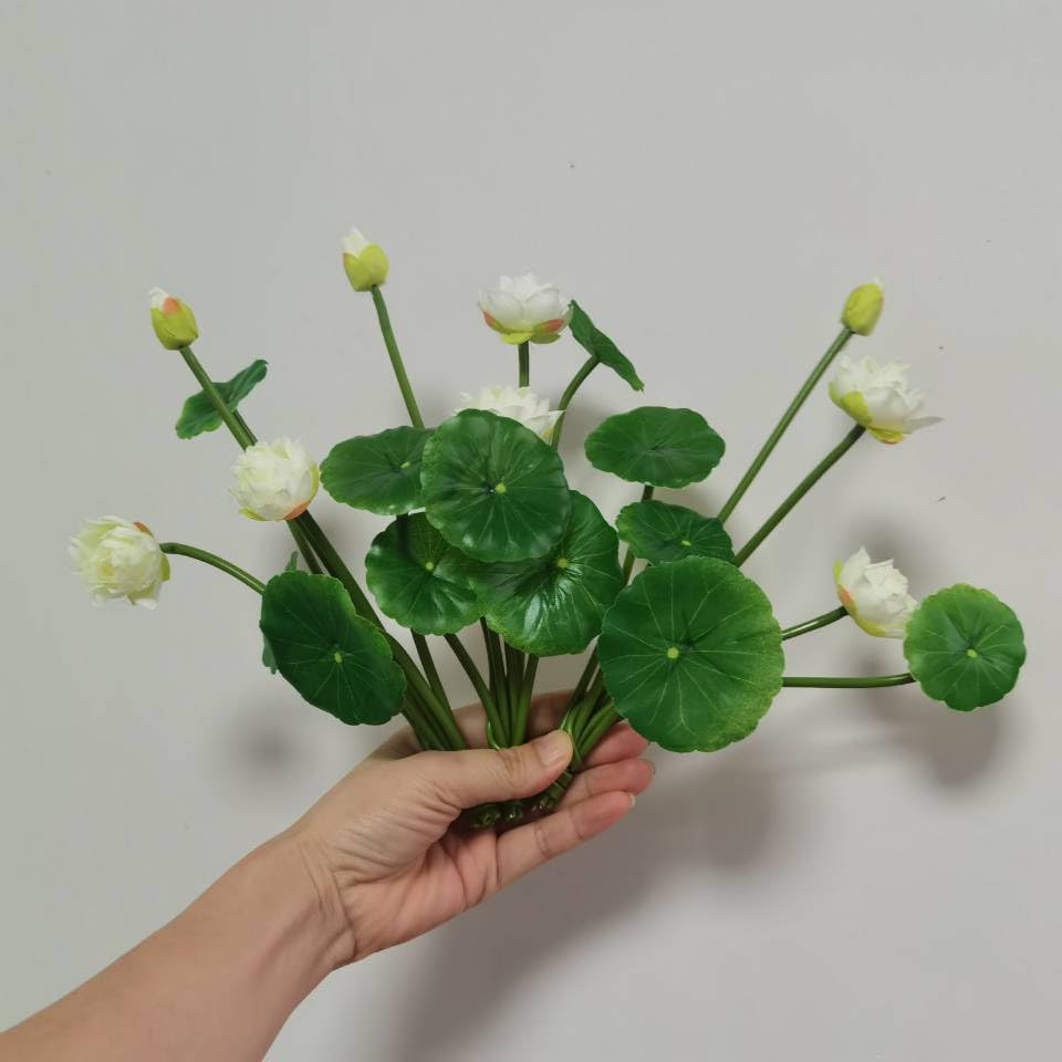 Artificial Flower Water Lily,Silk Plants Floating Flowers,Plastic Flowers Lotus Flowers,Realistic Fake Flowers Lotus Decor Used for Fish Tank Decoration Home Decor (3, White) - color: White