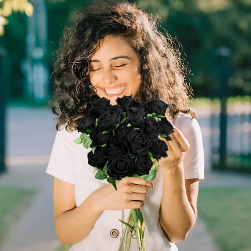 Waipfaru 50 Pcs Black Roses, Fake Roses Artificial Velet Flowers for Valentines Mothers Day Wedding Centerpieces Decor (Black) - color: Black, size: 50 Pcs