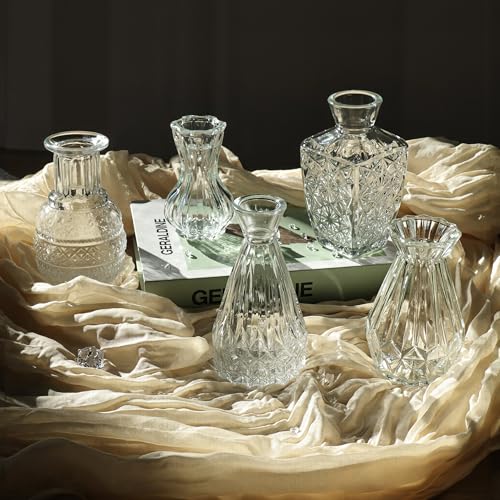 Babenest 30pcs Clear Small Bud Vase Set, Mini Gradient Glass Flower Vases in Bulk, Decorations Vintage Little Vase for Rustic Wedding Party Home Office Recepetion Centerpieces Table Decor - color: Clear, size: 30pcs