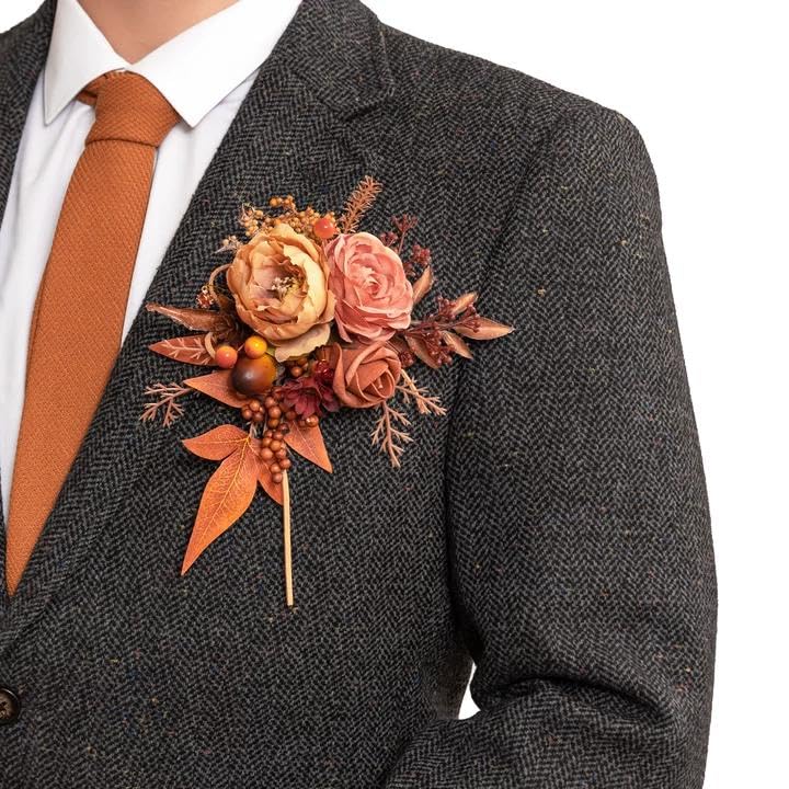TINGE TIME Luxury Groom Boutonniere for Wedding, 1 PCS Pocket Boutonniere for Men Wedding, Artificial Corsage for Prom Formal Dinners Homecomings Anniversaries Ceremonies (Maple Red) - color: Maple Red