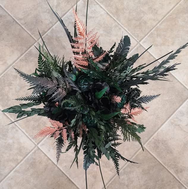 Preserved Real Ferns Dried Tips Stems Wedding Garlands Home Decorations Bouquets Flower Arrangements Wall Hanging (Dark Green) - color: Green